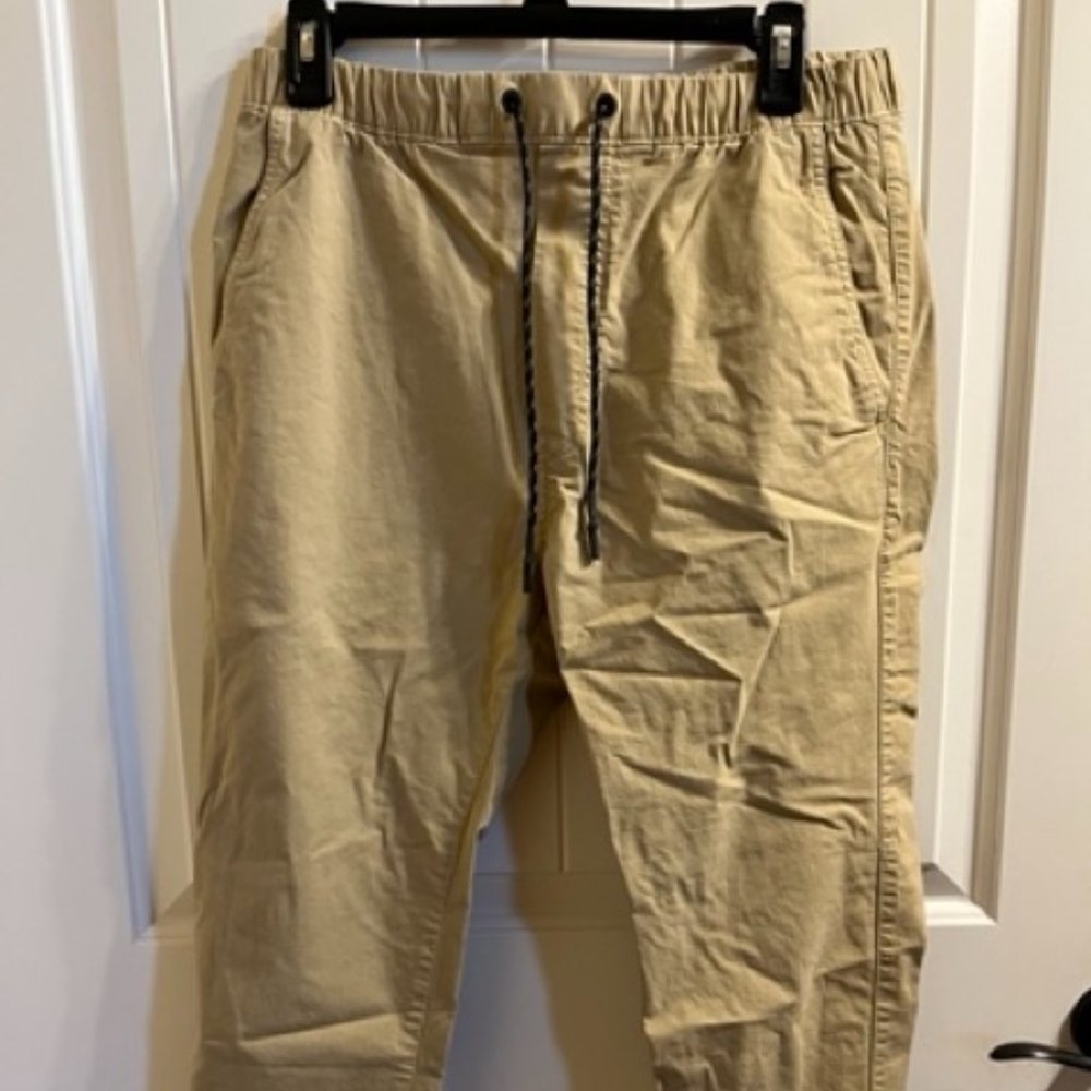 American Eagle Next Level Flex Khaki Jogger Size Small